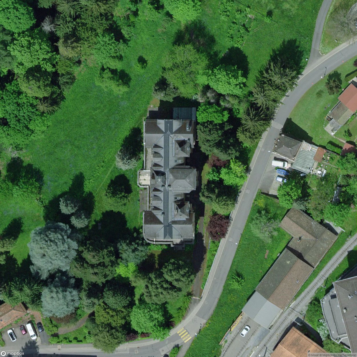 Hotel decommissioned [CHE]