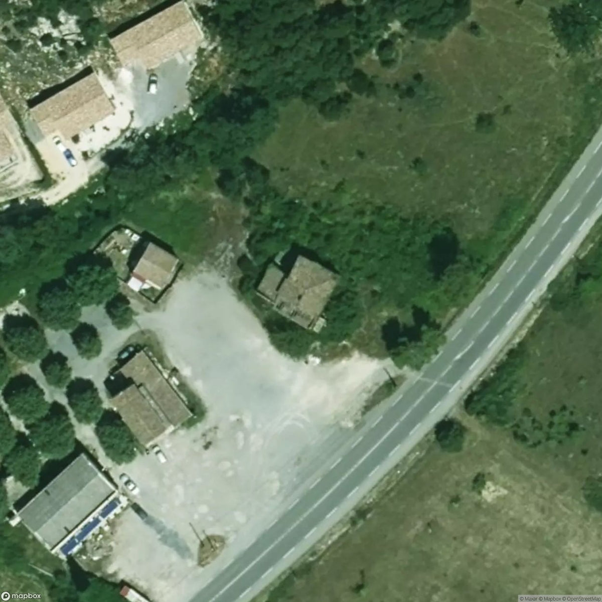 Flea Market House [FRA] #33464