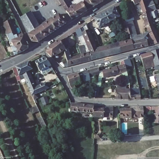 House of the burned / House of the burned [FRA]