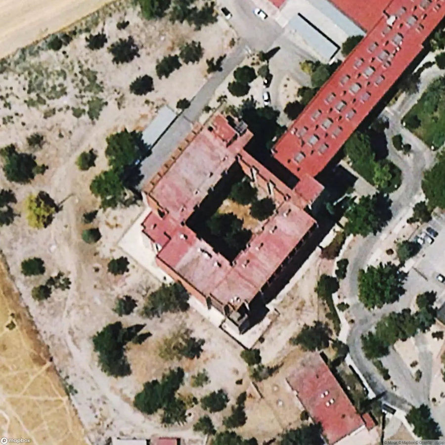 Aband Geriatric Care With The Guards Because There Are People Next Door [ESP] #21417