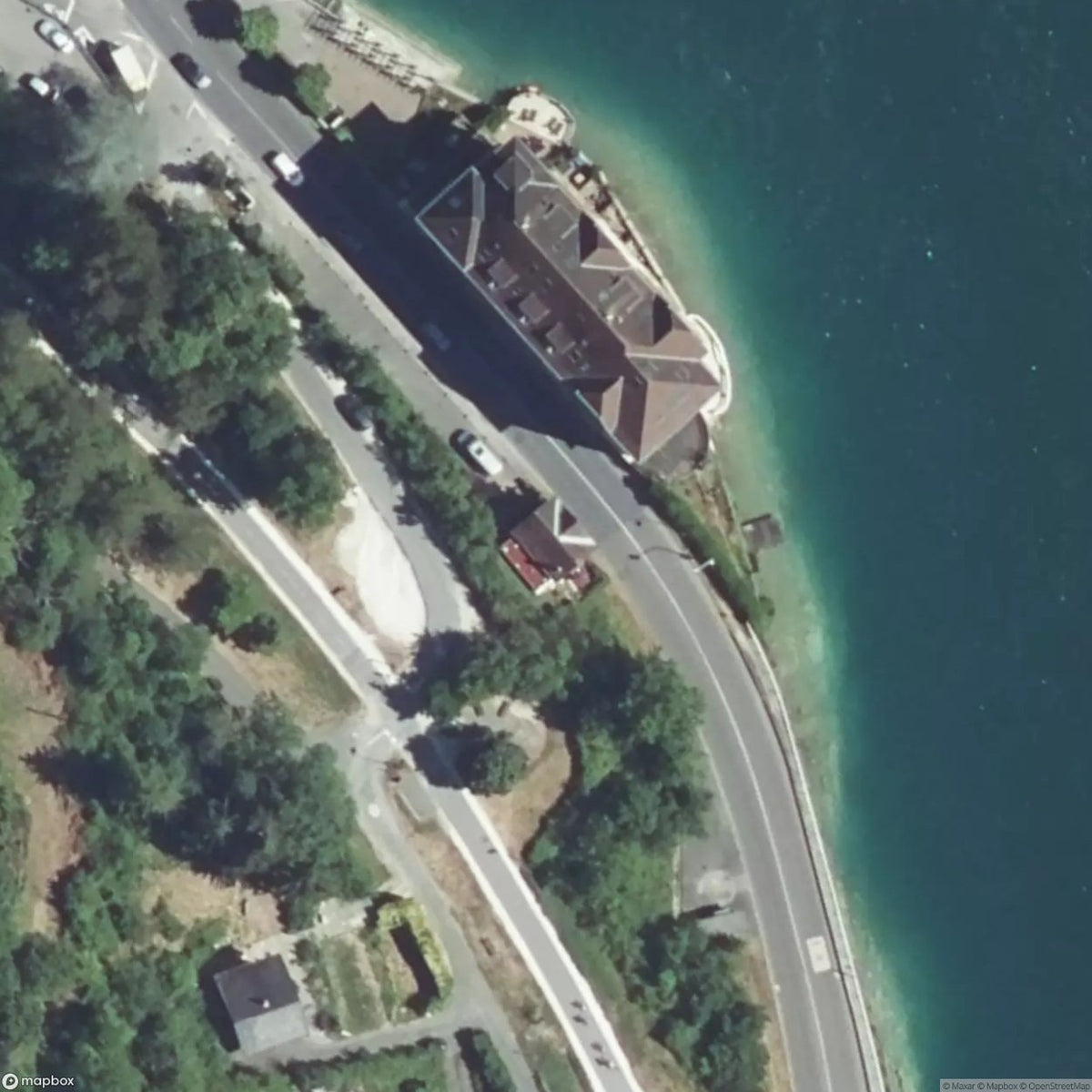 Lake Manor [FRA] #33496