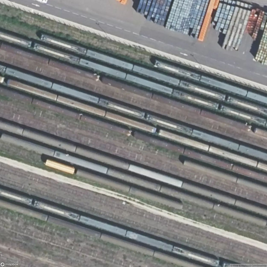 Bd At The Station [FRA] #30315