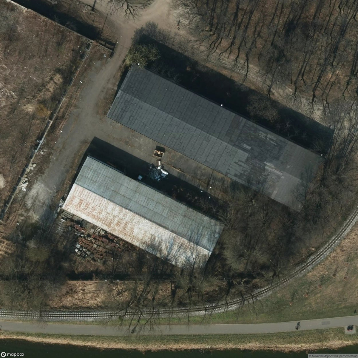 Site (Opuszczone Hangary/Hale) [POL] #27487