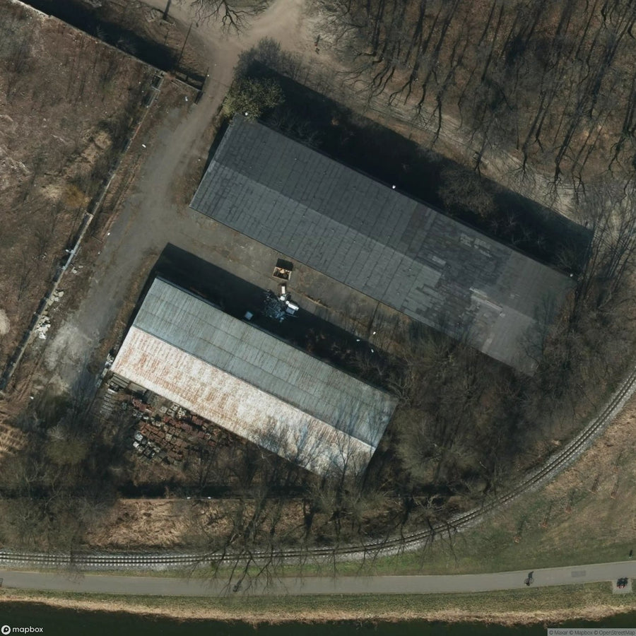 Site (Opuszczone Hangary/Hale) [POL] #27487
