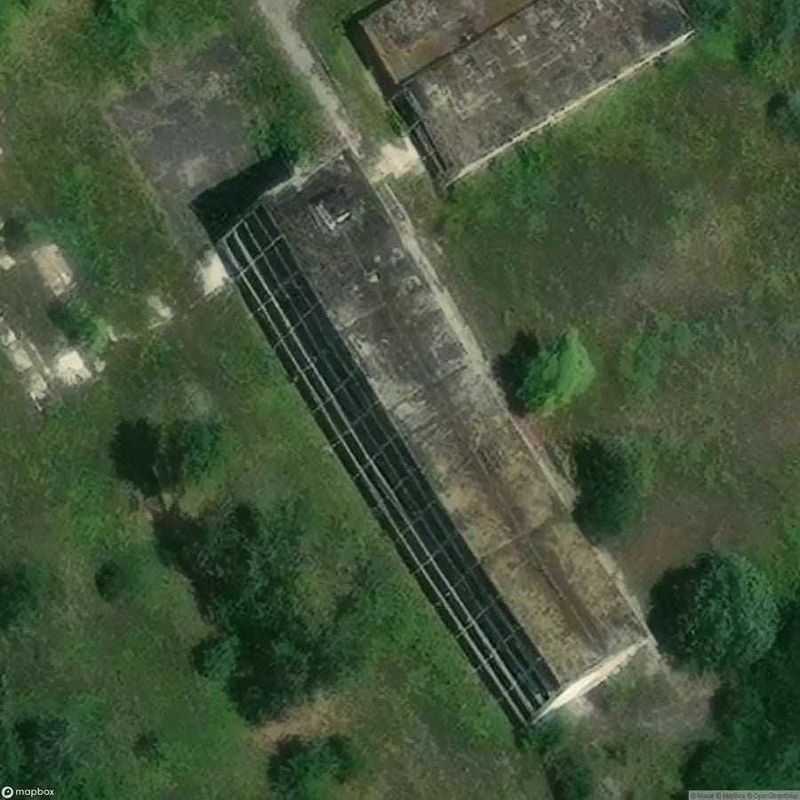 Abandoned Barracks [HUN] #949
