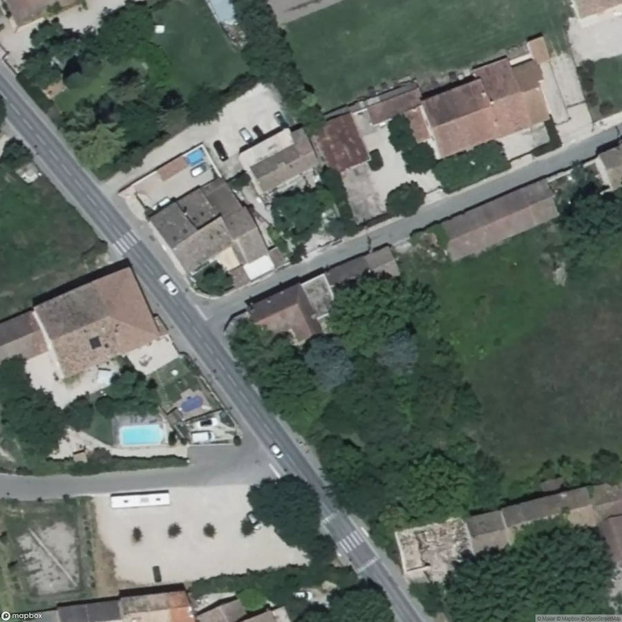 Little Maison [FRA] #33792