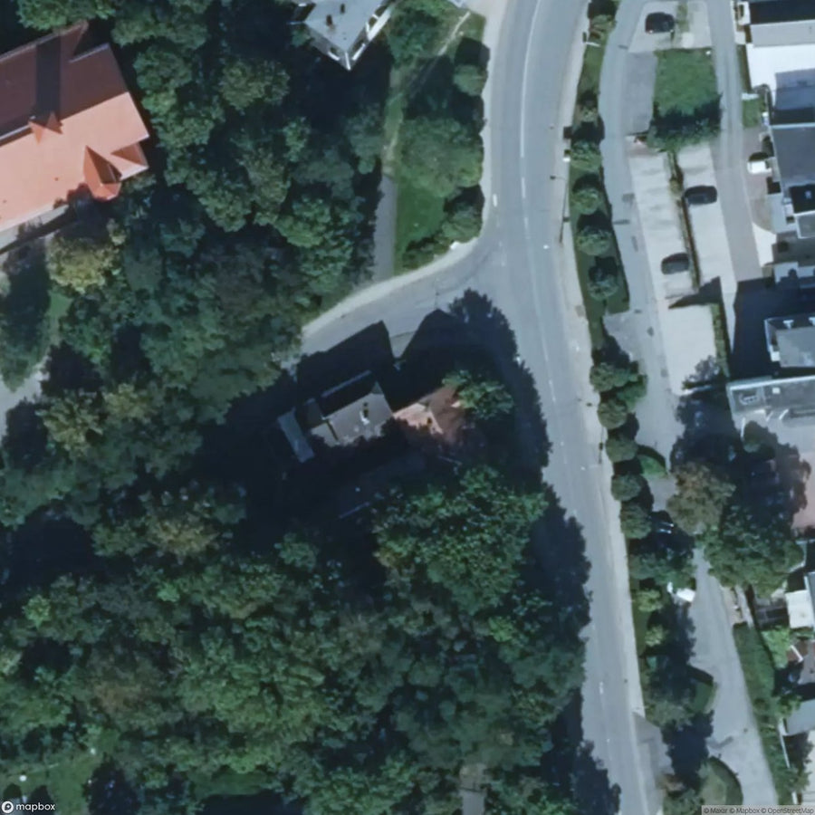 Residential House With Factory [DEU] #03903