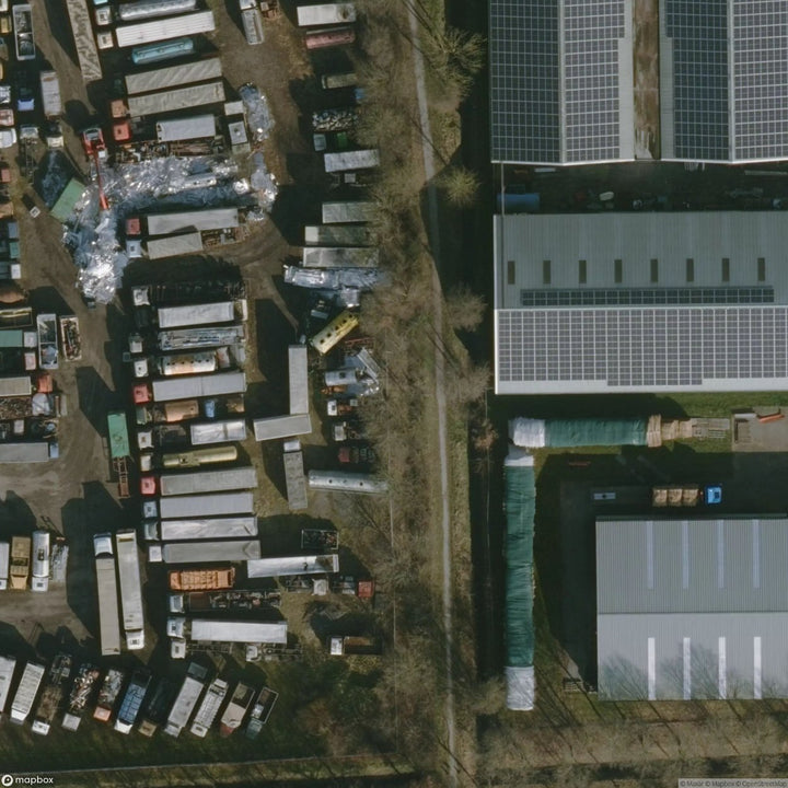 Bus and Truck Graveyard [ENG] #100607