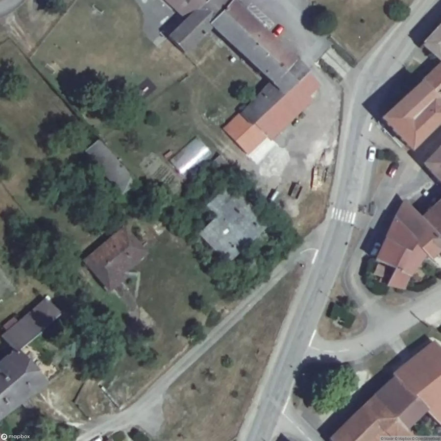 Untouched House [FRA] #33663