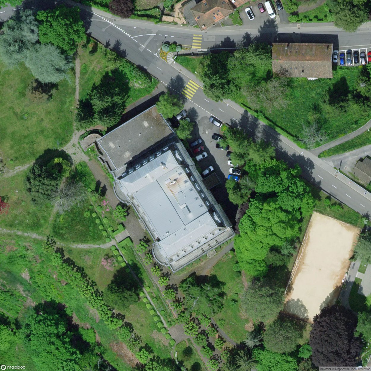 Hotel decommissioned 1 [CHE]