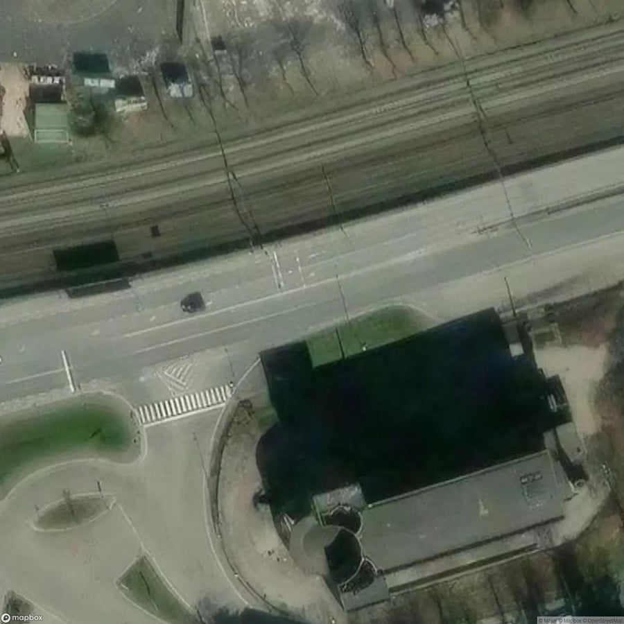 Swimming pool and theater [BEL] #15187