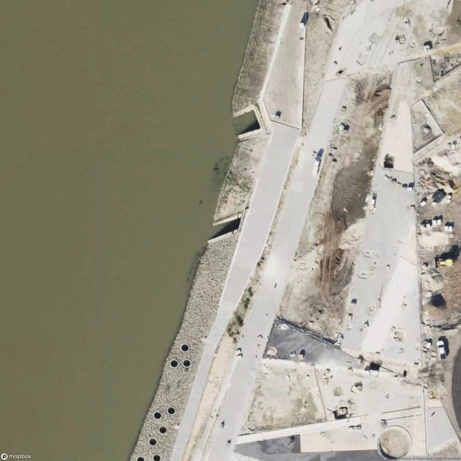 Military Base Ruins [HUN] #17570