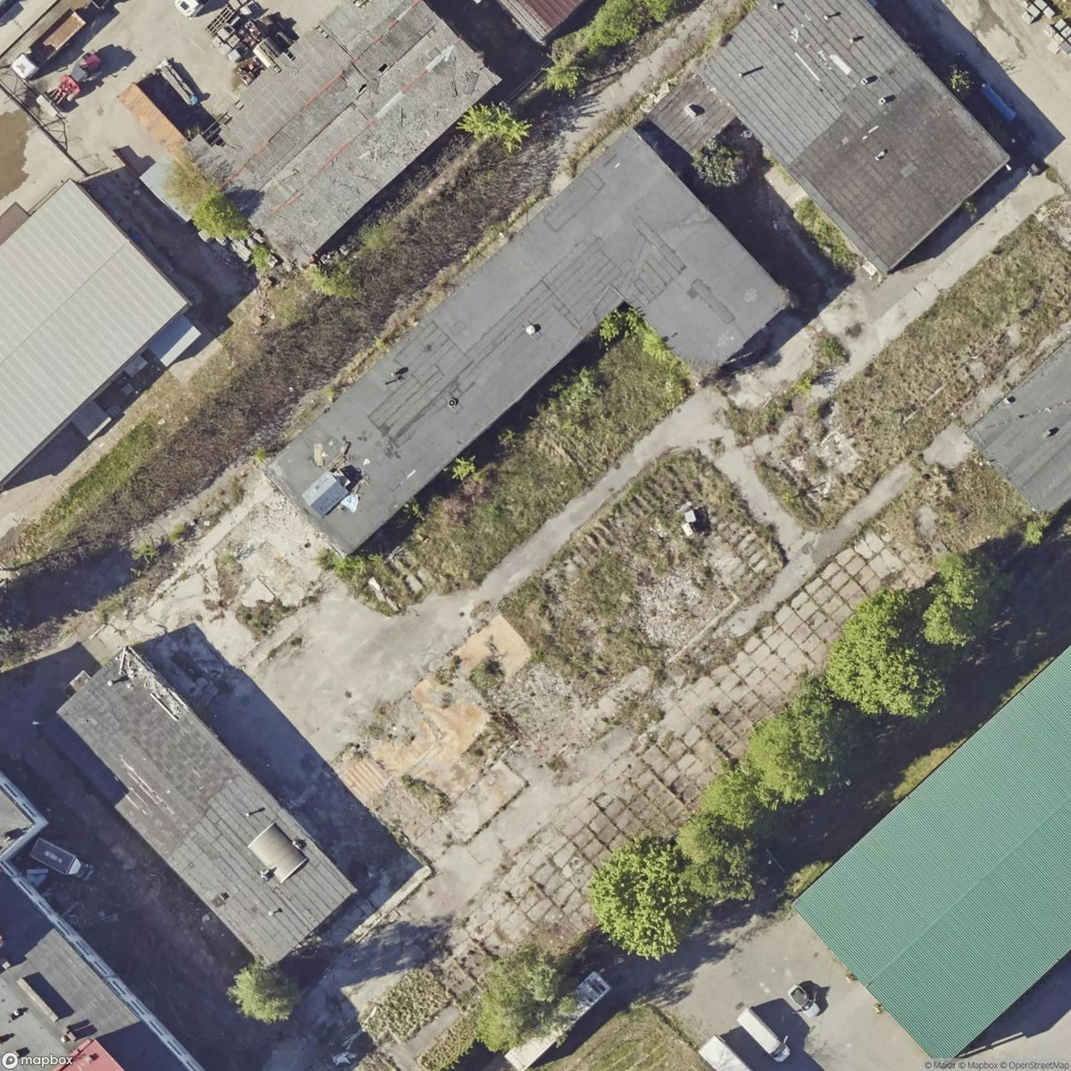 Abandoned Automotive Plant [POL] #2606