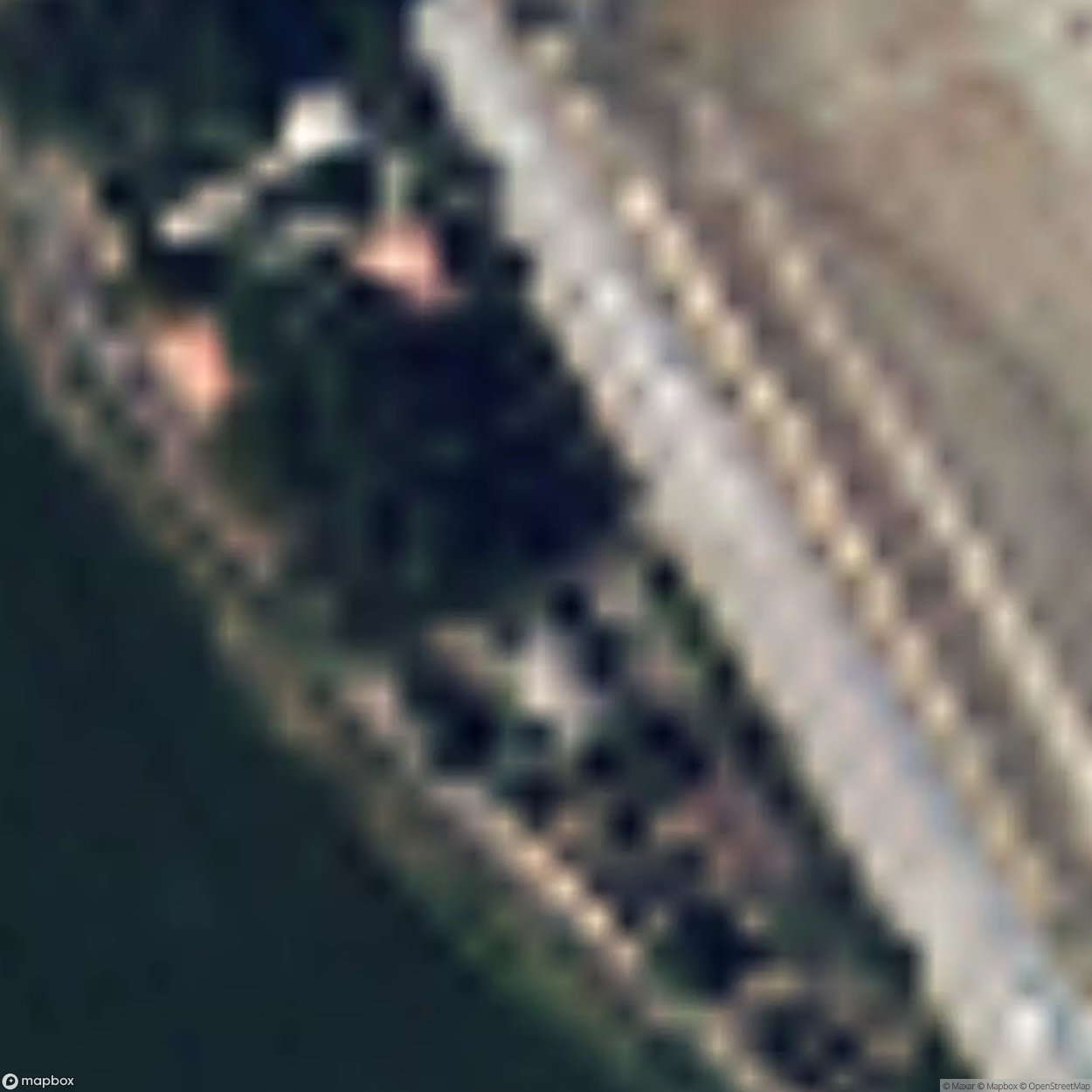 Houses on the road [ESP]