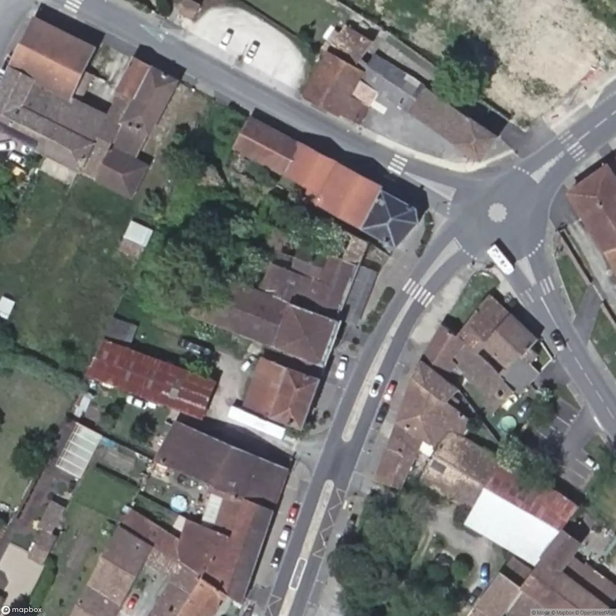 Hotel Restaurant For Travellers [FRA] #860