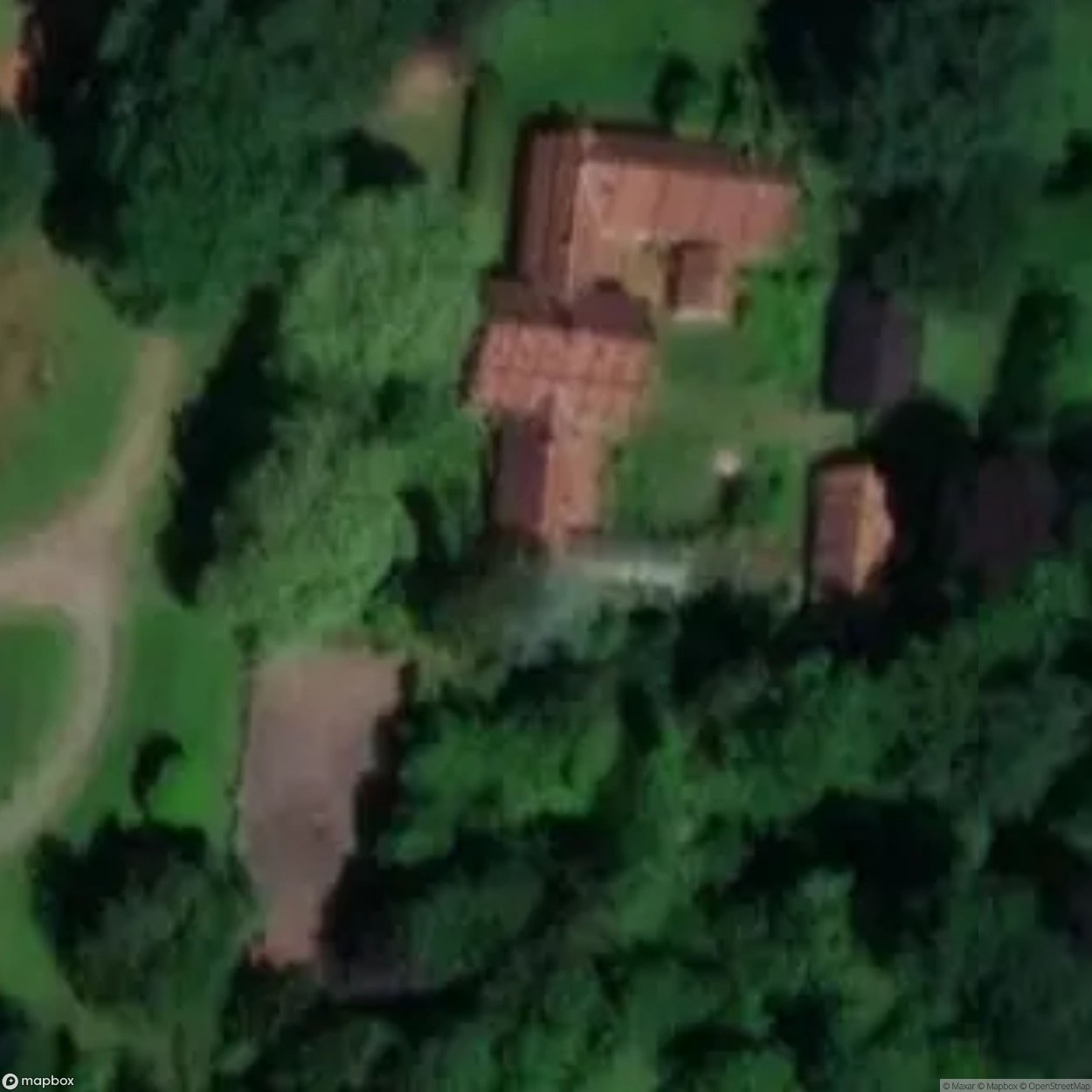 The Green World â Greenhouse with Pool + Farmhouse [BEL]