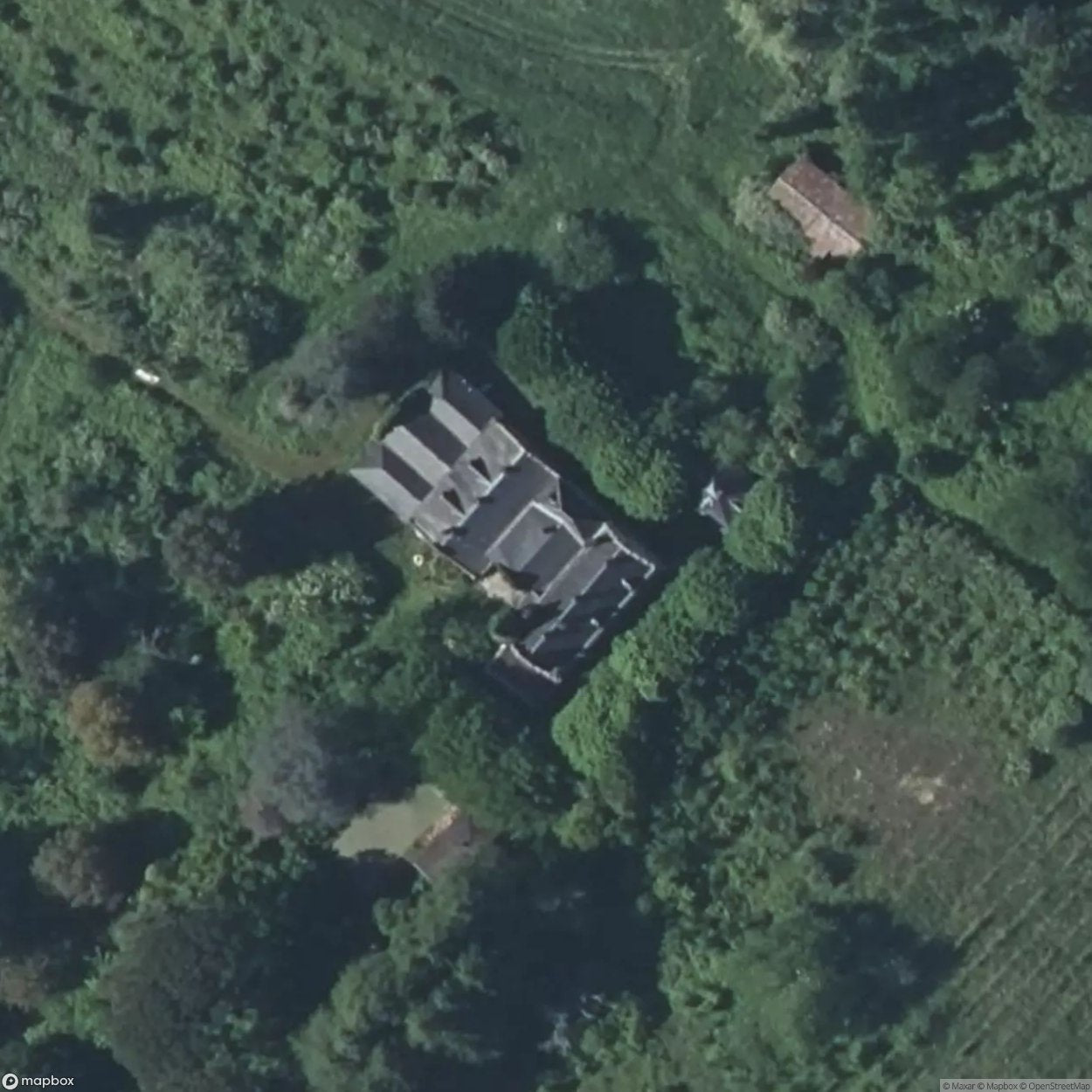 Actor's castle (Guy Rampillon Castle) / Château de l'Acteur (Château Guy Rampillon) [FRA] - UrbexNow