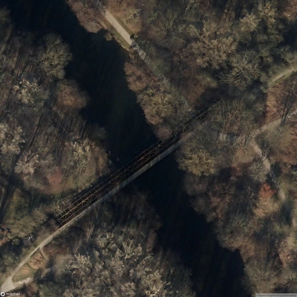 Alte Eisenbahnbrücke bei Mariaweiler [DUI] - UrbexNow