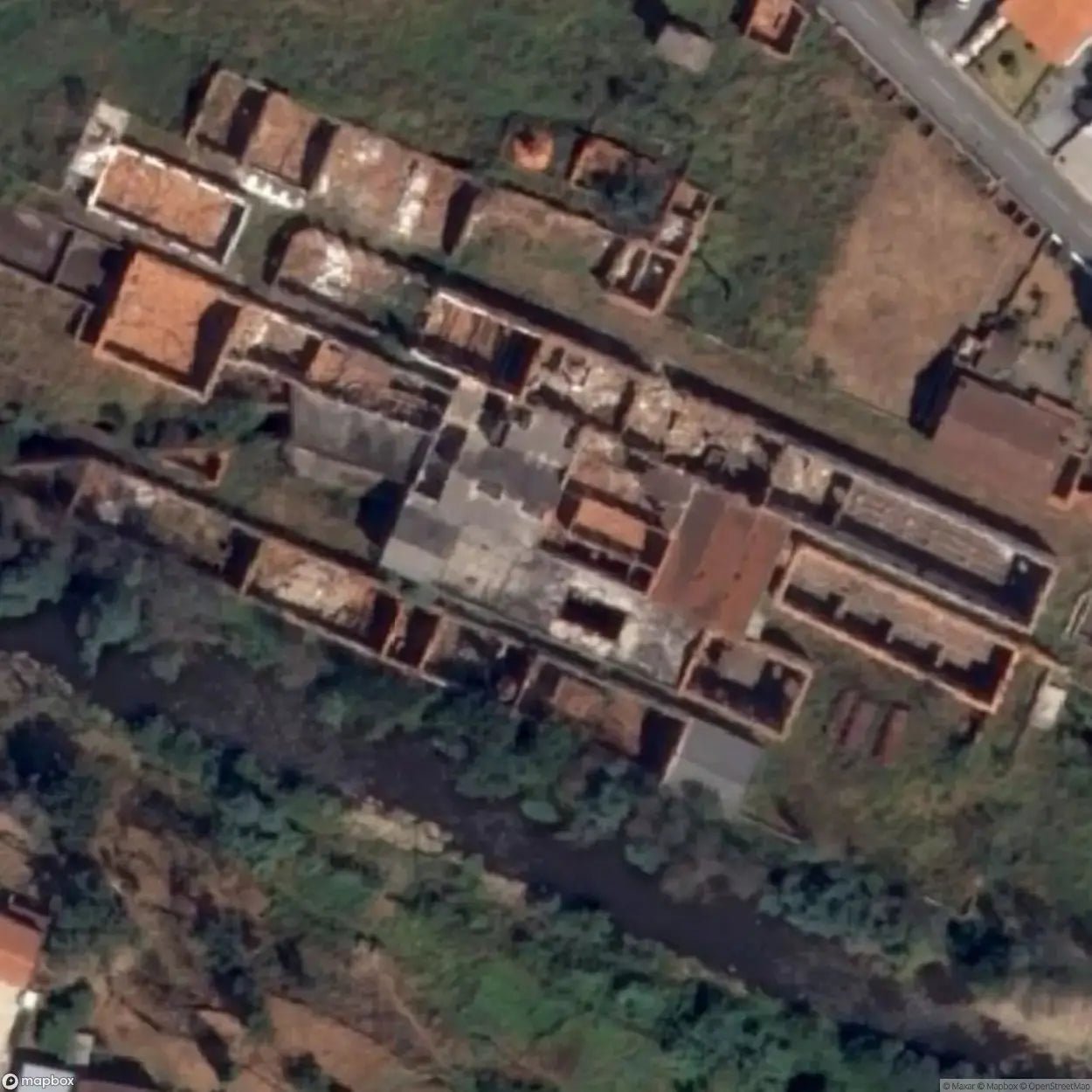 Antiga Fábrica de Papel do Boque [POR] - UrbexNow
