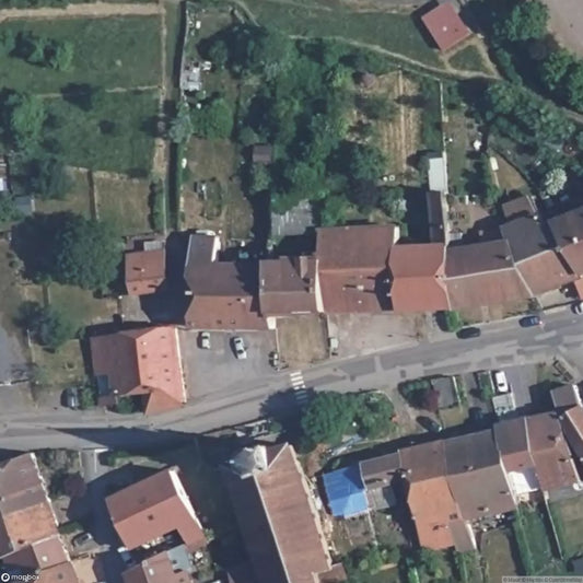 Attached house / Maison mitoyenne [FRA] - UrbexNow