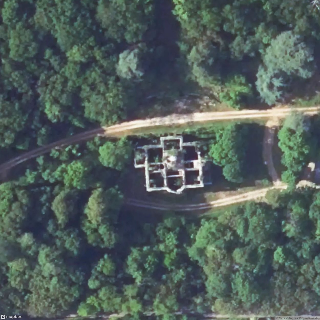 Chateau Clairdome / Château Decay  [FRA] - UrbexNow
