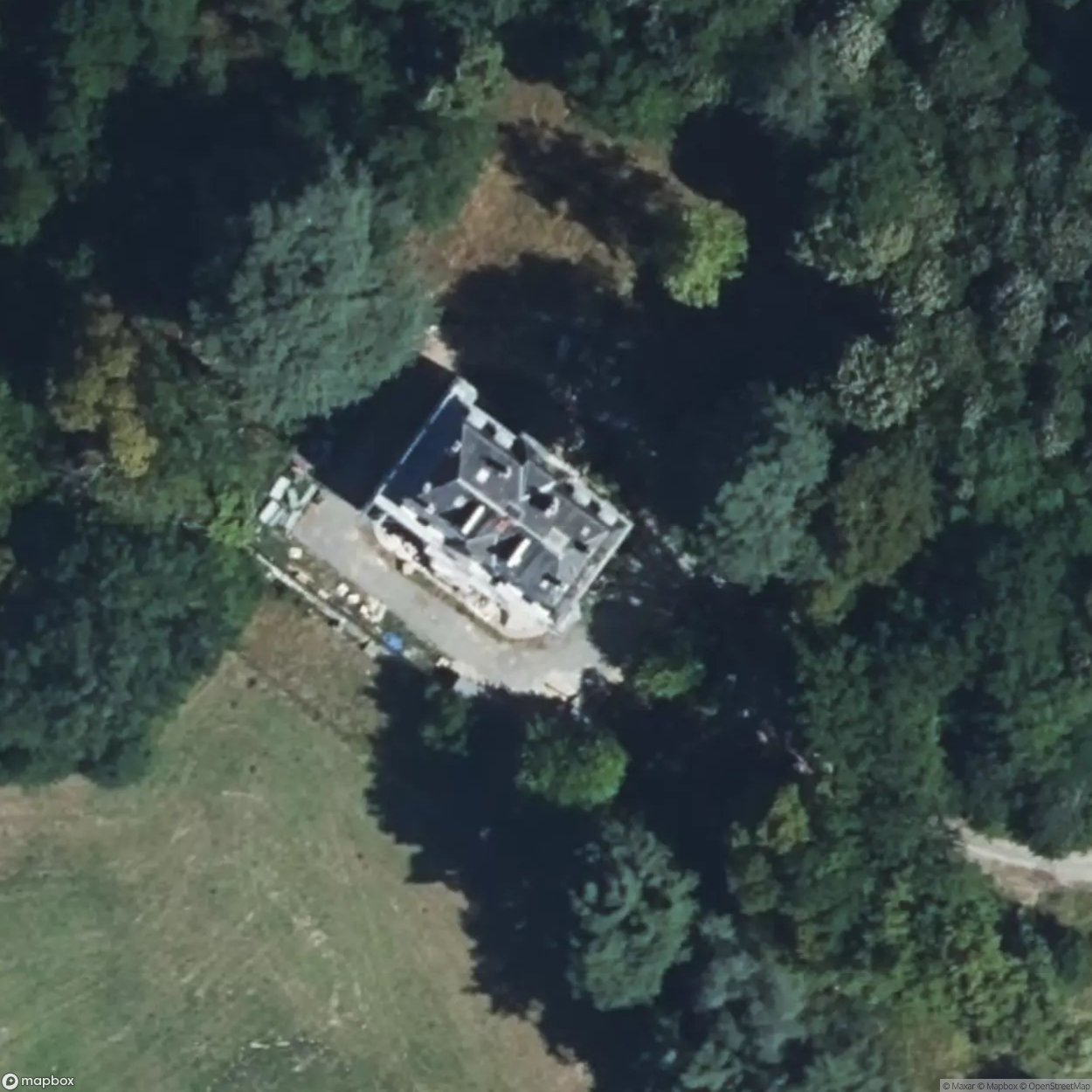 Château du Haut - Buisson [FRA] - UrbexNow