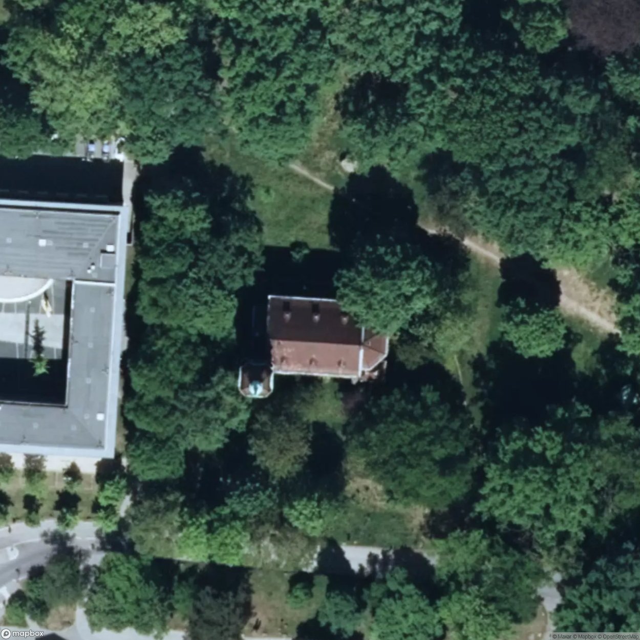 Ehemalige Anstaltskirche [DUI] - UrbexNow