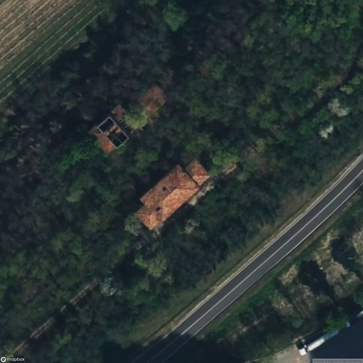 Ex stazione ferroviaria di Ceraino [ITA] - UrbexNow