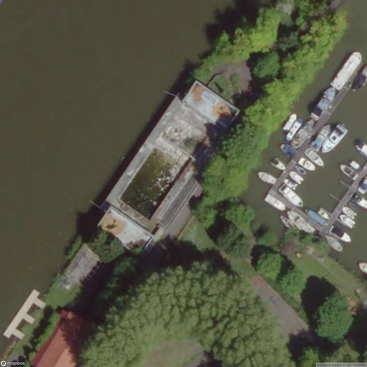 Green Water Swim / Piscine Eau Verte [FRA] - UrbexNow