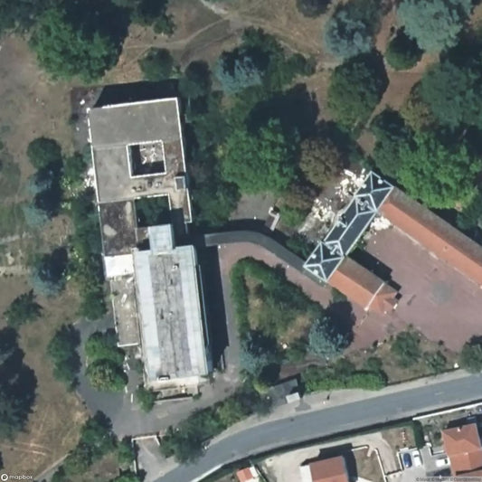 Horse Hospital / Hôpital du Cheval [FRA] - UrbexNow