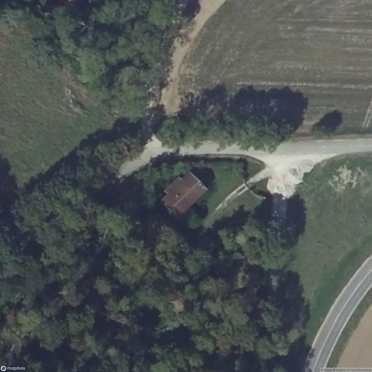 House with nettles / Maison aux orties [FRA] - UrbexNow