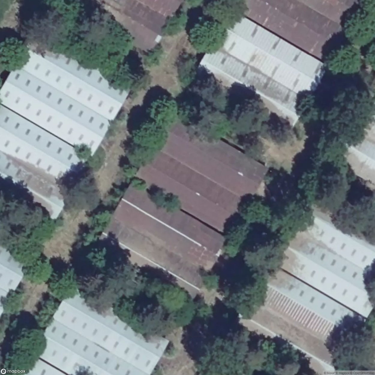 Multicoloured barracks / Caserne multicolore [FRA] - UrbexNow