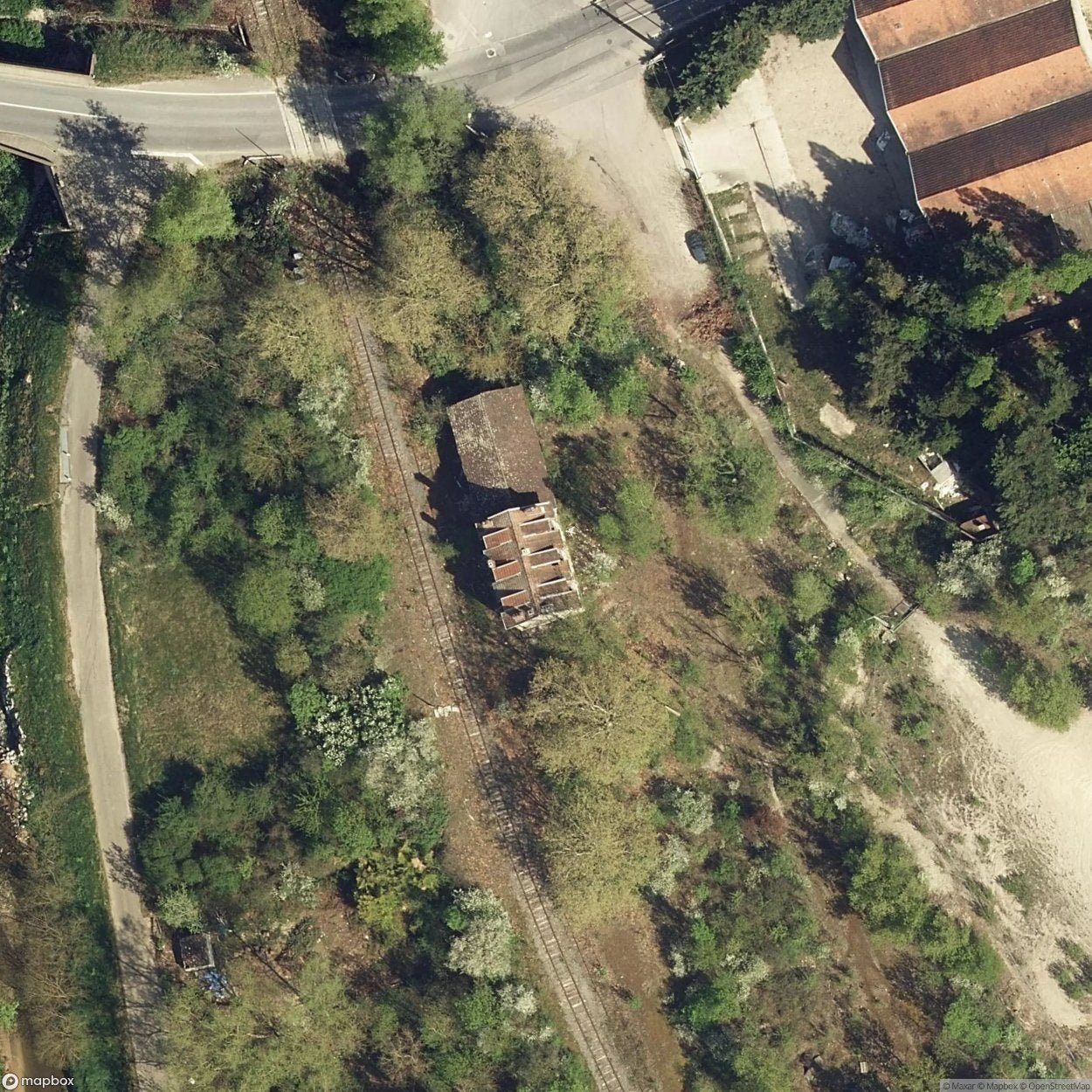 Old train station [FRA] - UrbexNow