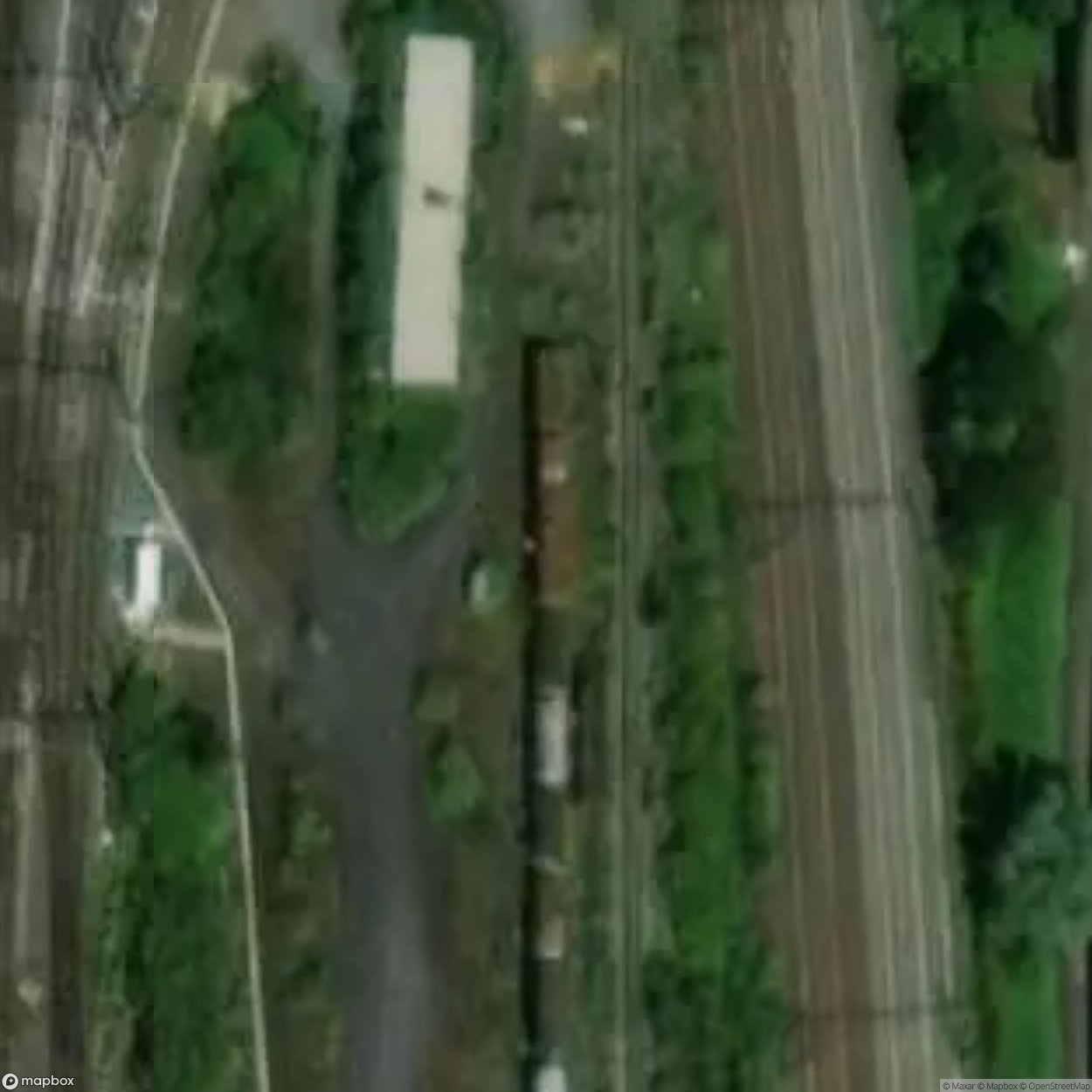 Old trains [BEL] - UrbexNow