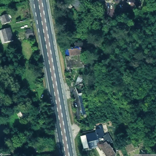 Picturesque garage / Garage Pittoresque [FRA] - UrbexNow