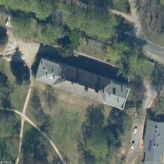 Schloss Golßen [DUI] - UrbexNow