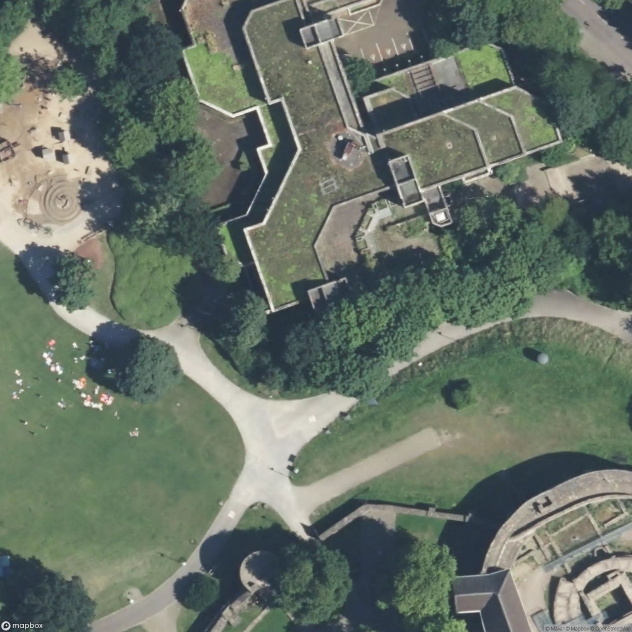 School Brouck [DUI] - UrbexNow