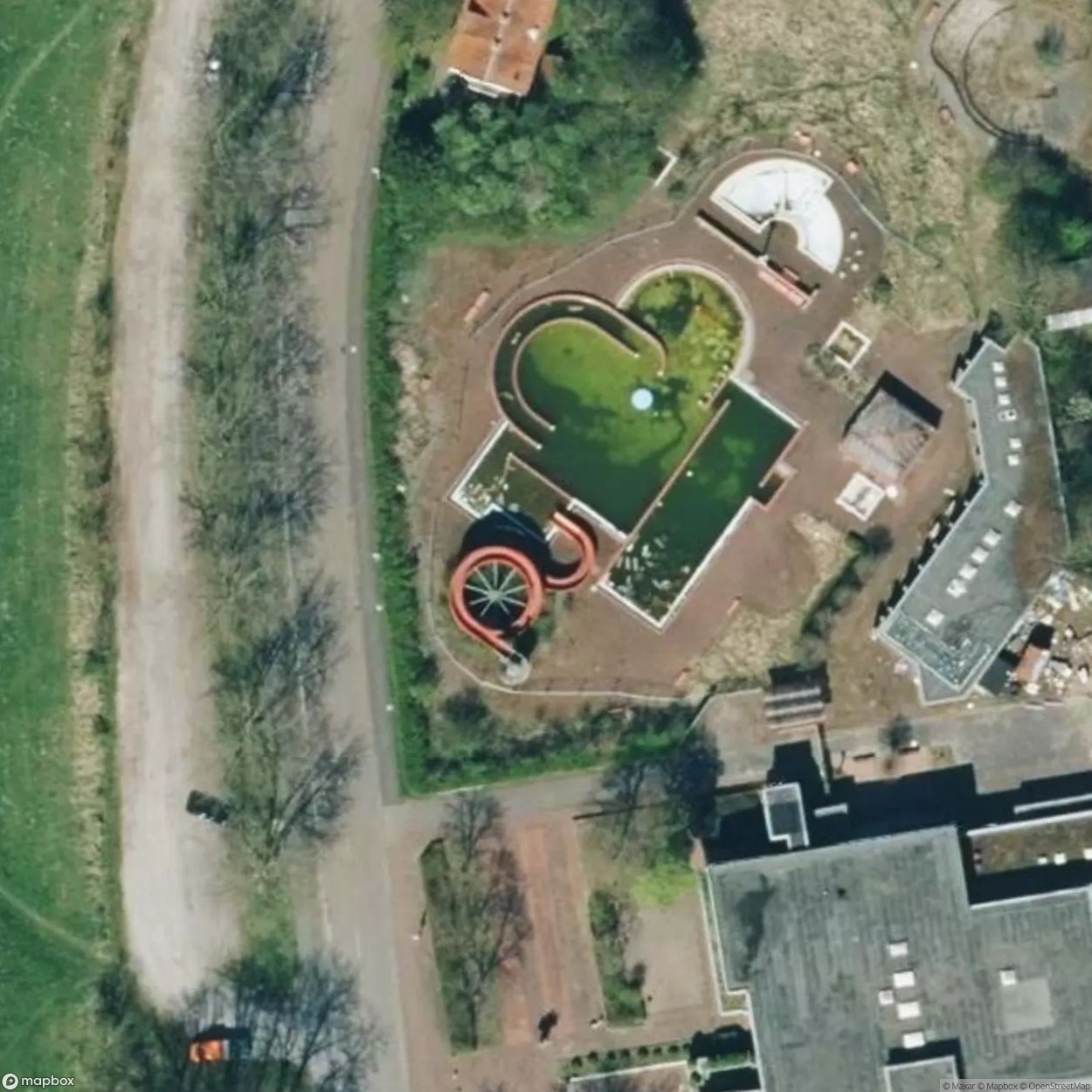 Schwimmbad C [DUI] - UrbexNow