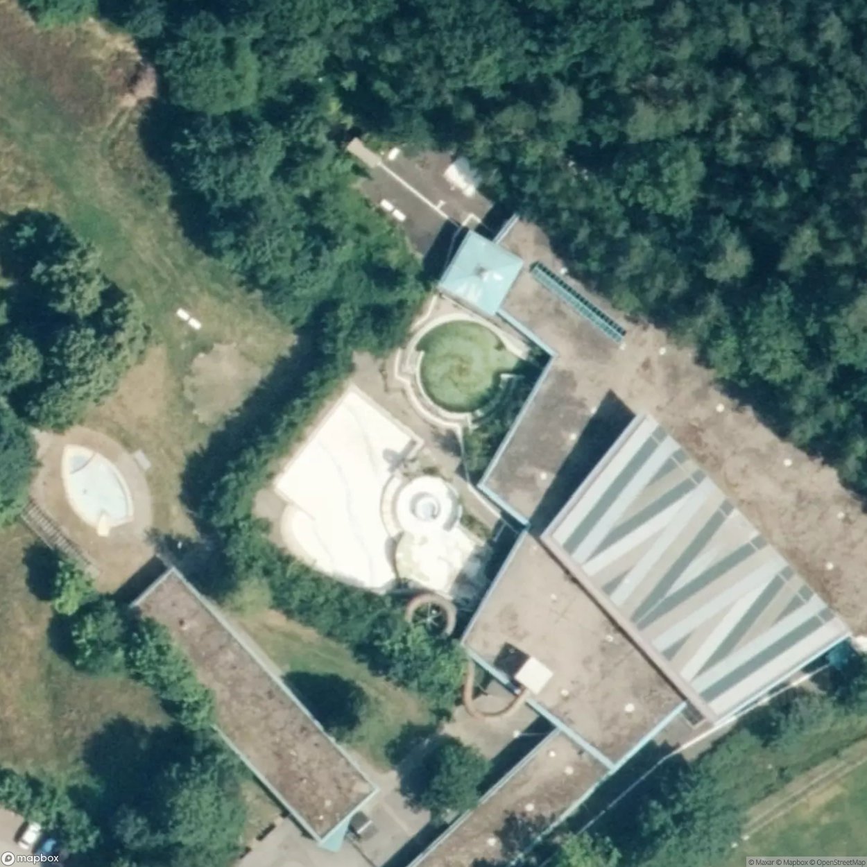 Schwimmbad Wilden [DUI] - UrbexNow