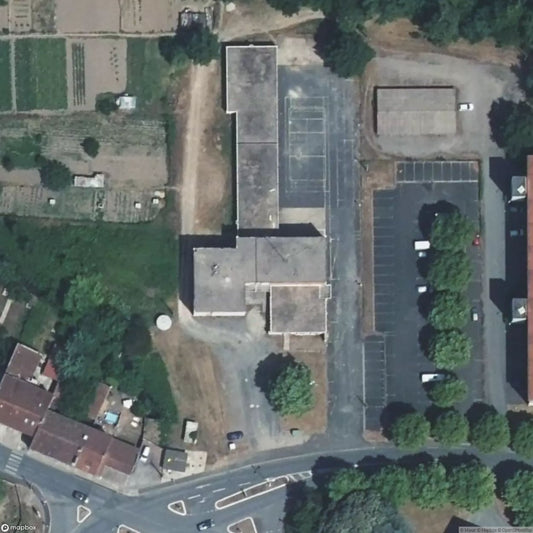 The old fire station / Lancienne caserne [FRA] - UrbexNow