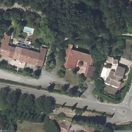 The Spannish Inn / Lauberge Espagnol [FRA] - UrbexNow