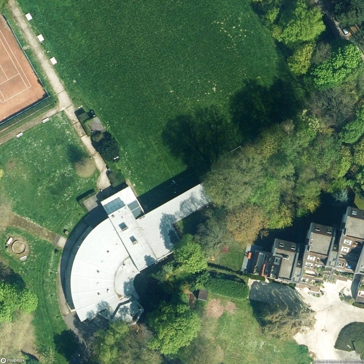 Witch's Sporthall / Gymnase de la sorcière [BEL] - UrbexNow